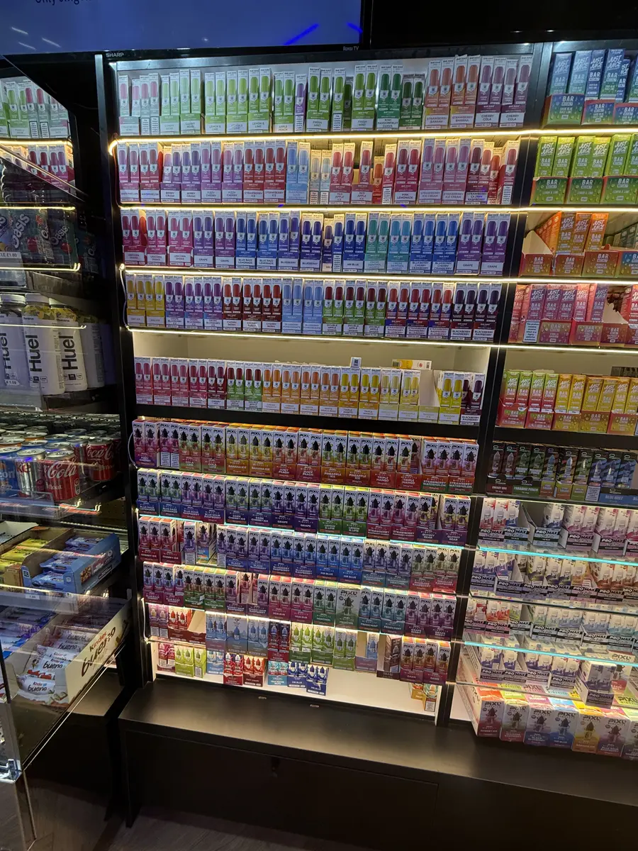 Nic salts and e-liquid shelves